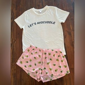 “Let’s AvoCuddle” Pajama Short Set, Women’s Size M in pink/White